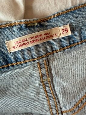 Levi’s Light Wash Ribcage Straight Ankle Jeans - Size 29